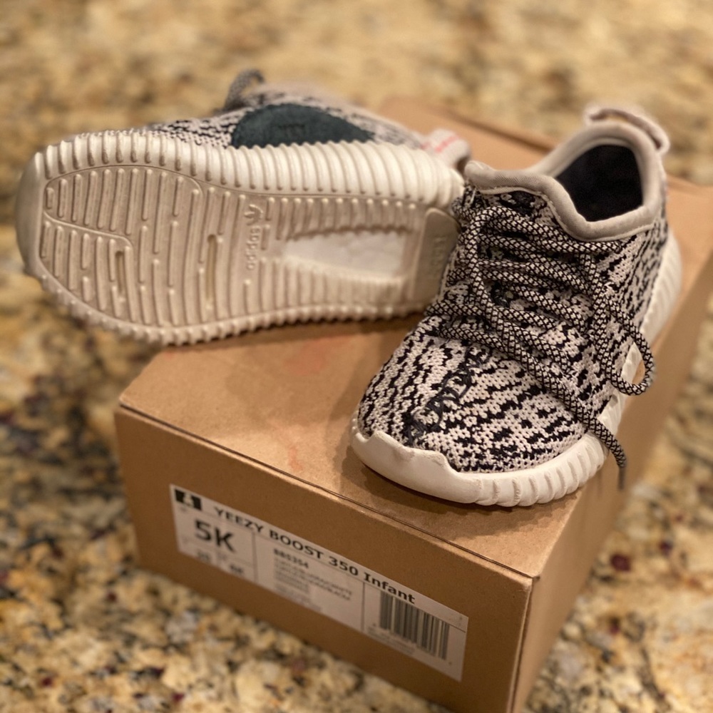 YEEZY boost 350